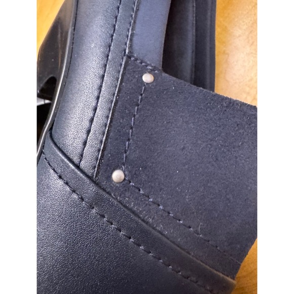 Clarks Collection Navy Blue Dark Academia Leather Slip On Block Heel Shoes 8.5 - Picture 12 of 16